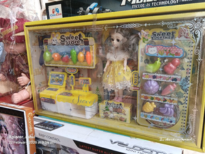 SWEET STORE DOLL SET