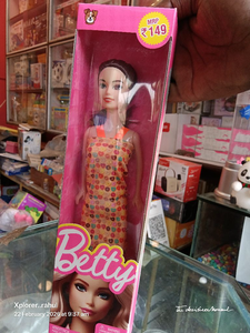 NEW (BETTY) BARBIE DOLL