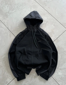 Black Nike