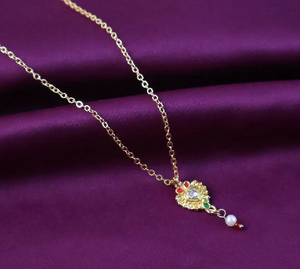 Elegant Heart Motif Necklace