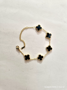 Clover Bracelet (Black)
